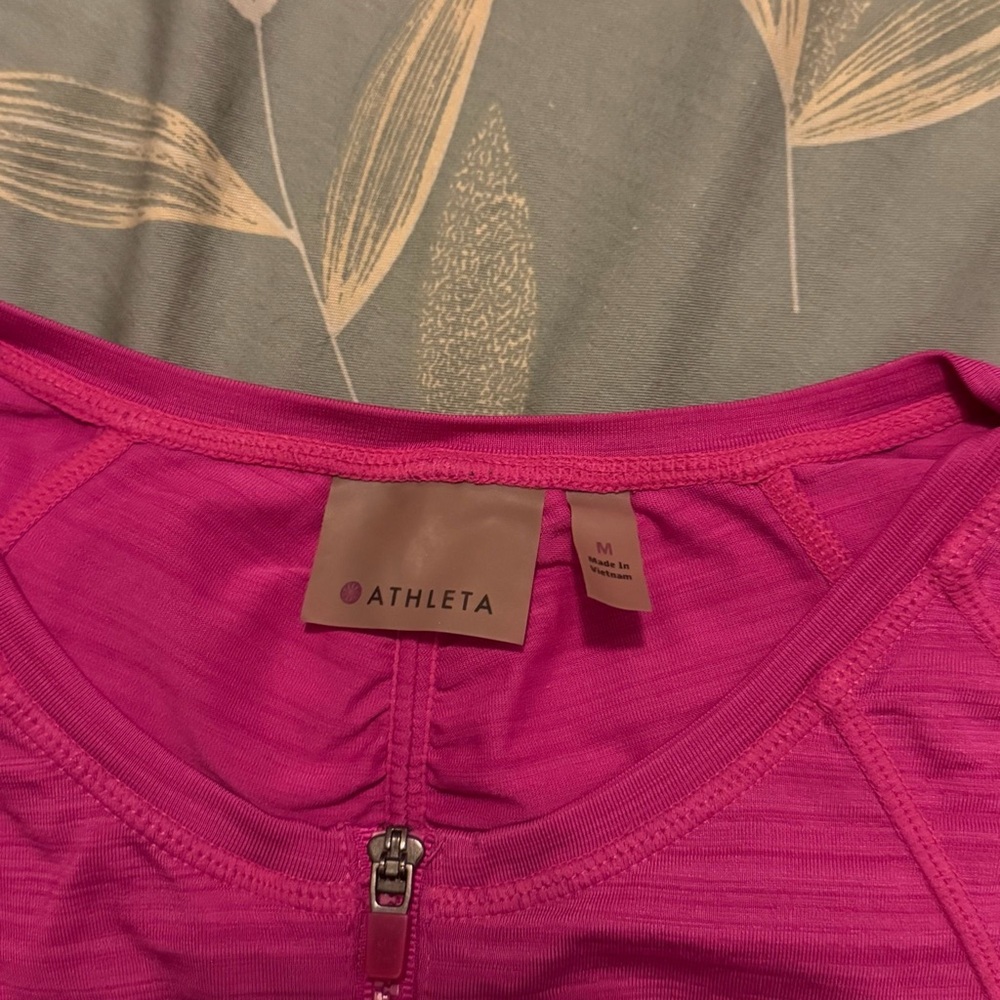 Athleta Pacifica UPF 50 Pink 1/2 Zip Long Sleeve Pullover Workout Swim Top Sz M - Picture 8 of 12